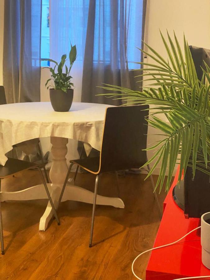 Peres I Valero Habitaciones En Piso Compartido Valencia Eksteriør billede